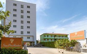 Siam Privi Hotel